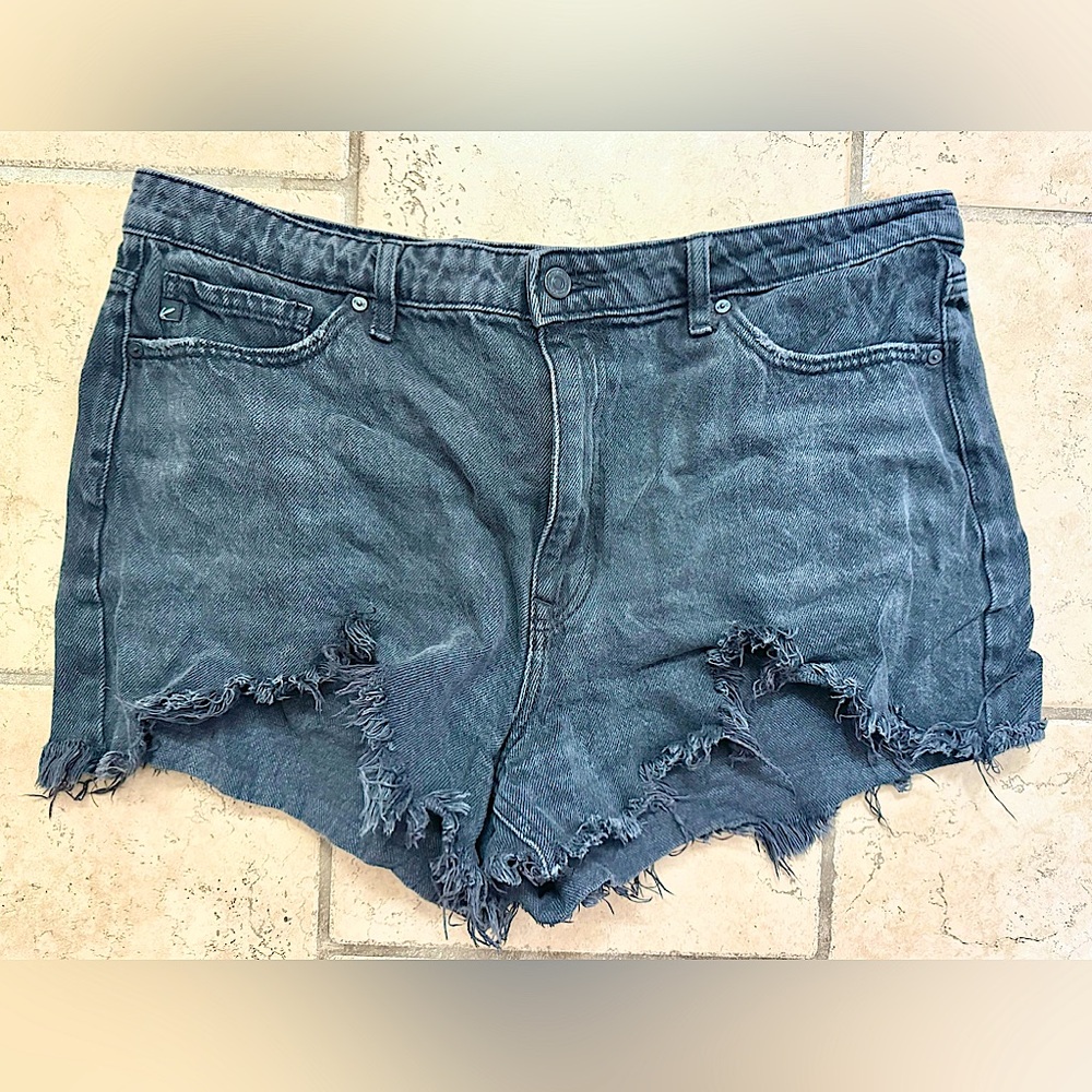Kancan Shorts
